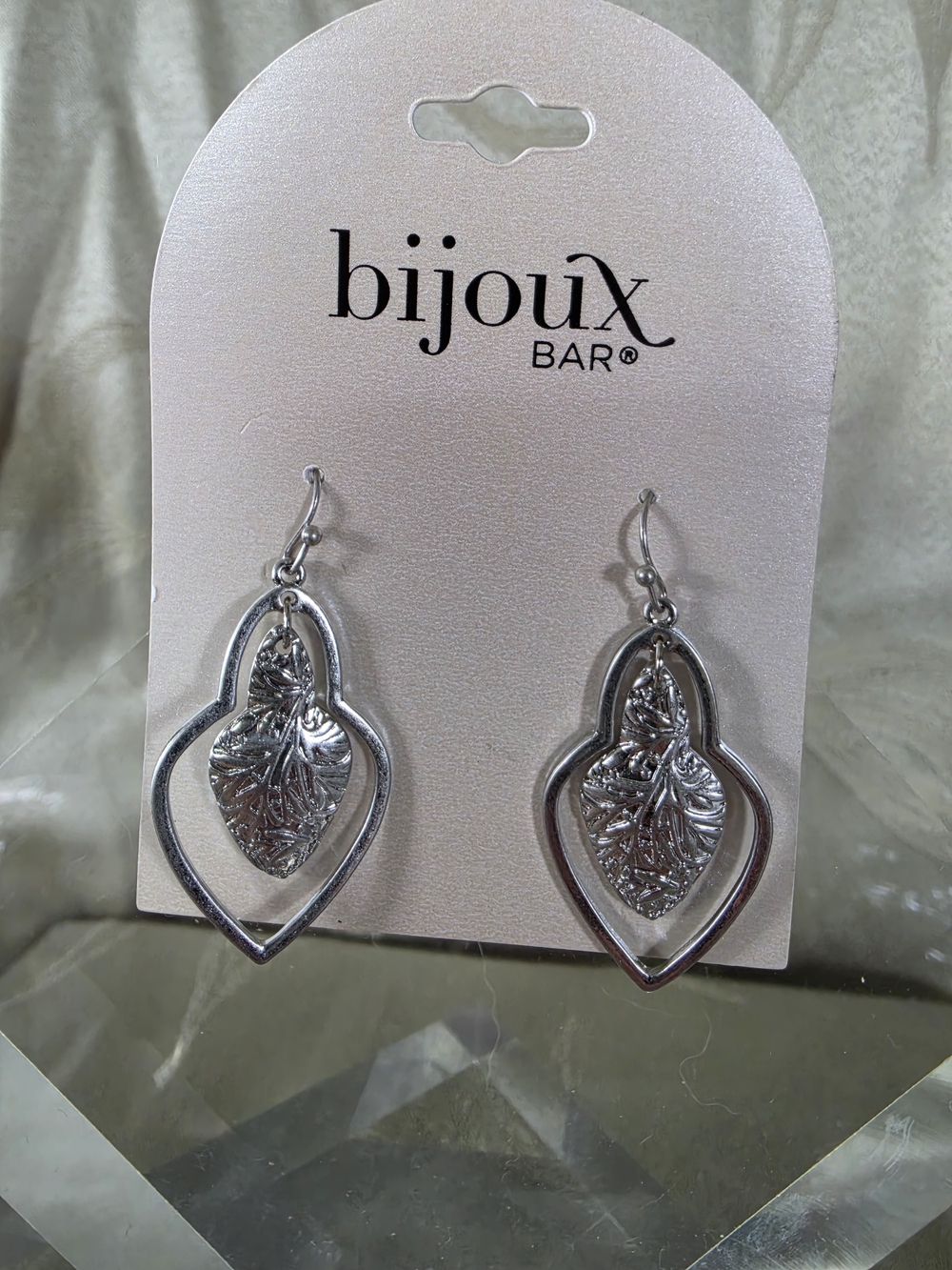 #1148 Bijoux BAR Silver Leaf Drop Earrings